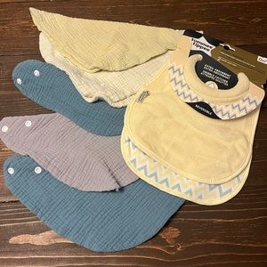 Lot of baby bibs- Tommee Tippee and Muslin Bibs